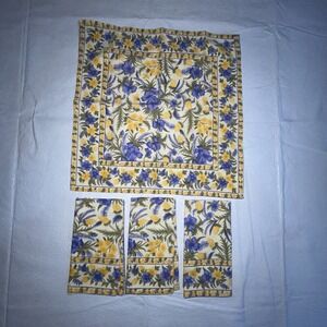 French Country Provence France 4 Cotton Napkins Floral Yellow Square 17"x17"